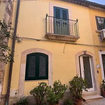 Casa Cada * Szirakúza